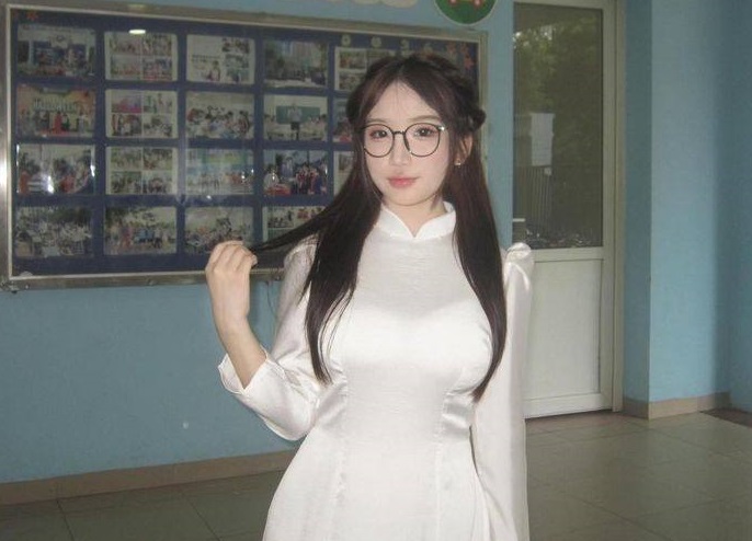 Nữ sinh dâm đãng cuối cùng cũng bị anh rủ về nhà đụ lồn không ngừng.